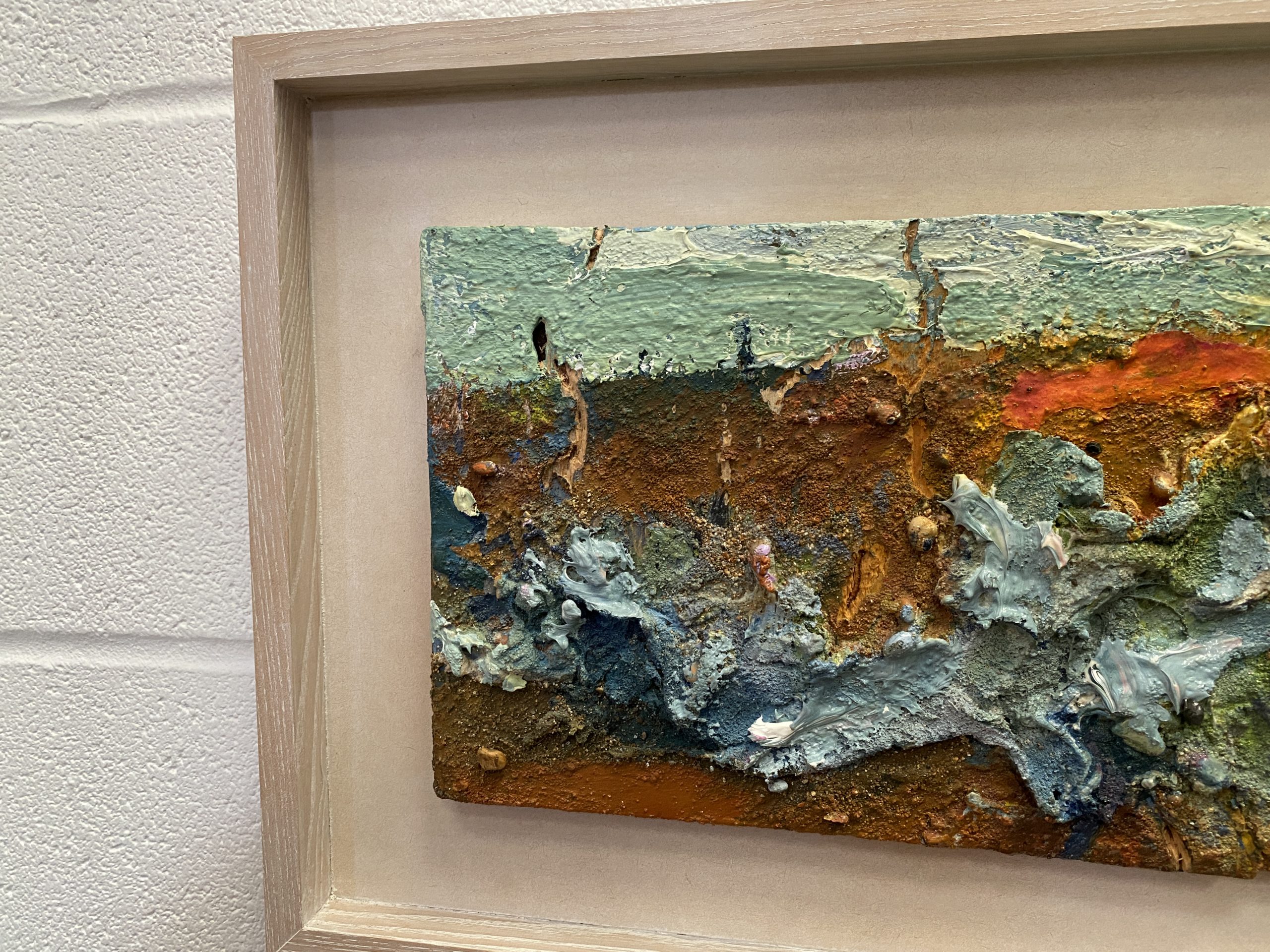 WET KALE SHINGLE. Cogden Nature Reserve beach, Chesil, Dorset. - Image 3